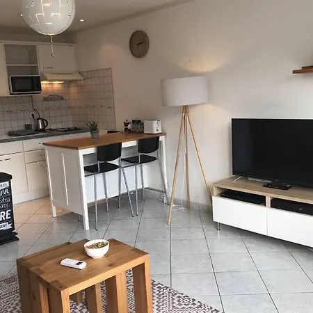 Le Bois - Calme, Verdure, Terrains De Tennis Apartment Annecy